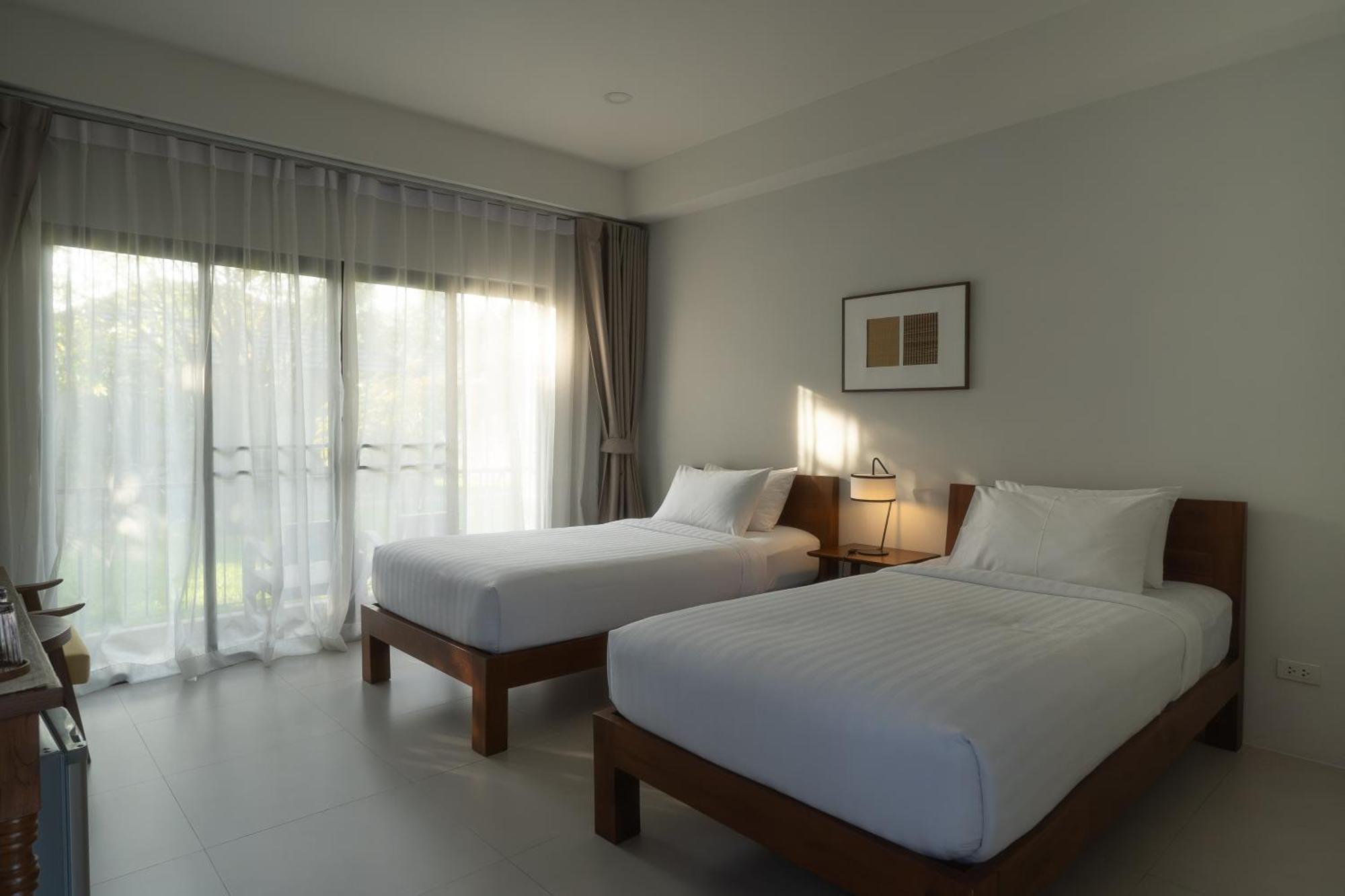 Ploen Pirom Hotel Bangkok Exterior foto
